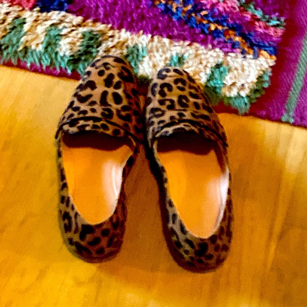 Stuart Weitzman suede leopard loafers